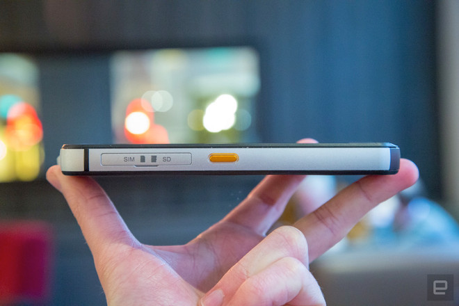 Cat S61 - chiếc điện thoại đầu tiên có tính năng "ngửi" mùi độc hại ảnh 3