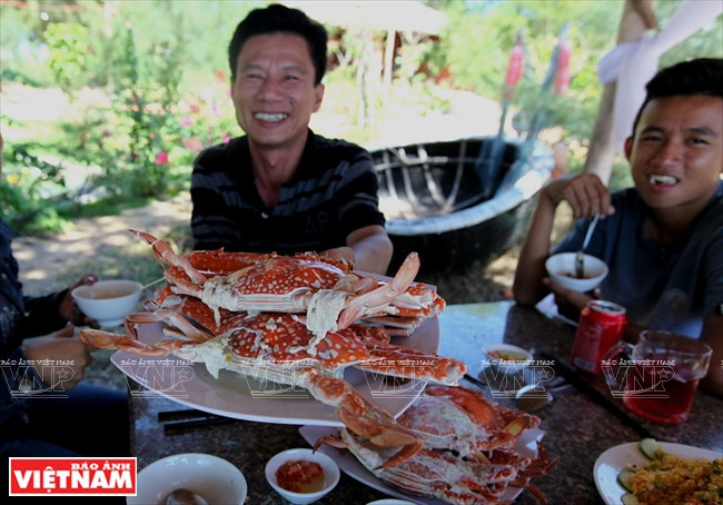 Mục sở thị bãi biển hoang sơ bậc nhất Việt Nam hiện nay ảnh 8