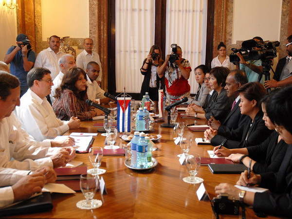 Cuba và Singapore cam kết tăng cường quan hệ hợp tác song phương ảnh 1