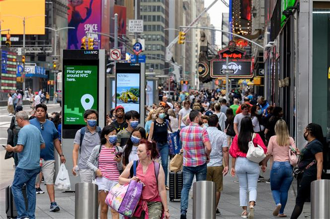 Biến thể Omicron gây rủi ro cho tăng trưởng kinh tế toàn cầu ảnh 1