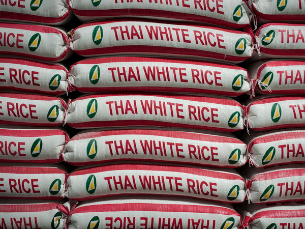 Thái Lan đau đầu giải quyết tình trạng thừa gạo trong kho dự trữ ảnh 1
