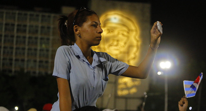 Hơn 11 triệu người dân Cuba chính thức được dùng mạng 3G ảnh 1