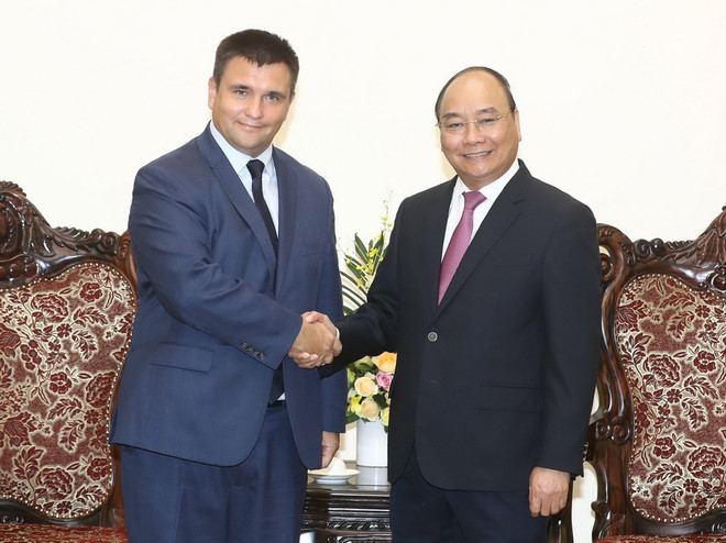 Thủ tướng Nguyễn Xuân Phúc tiếp Bộ trưởng Ngoại giao Ukraine ảnh 1