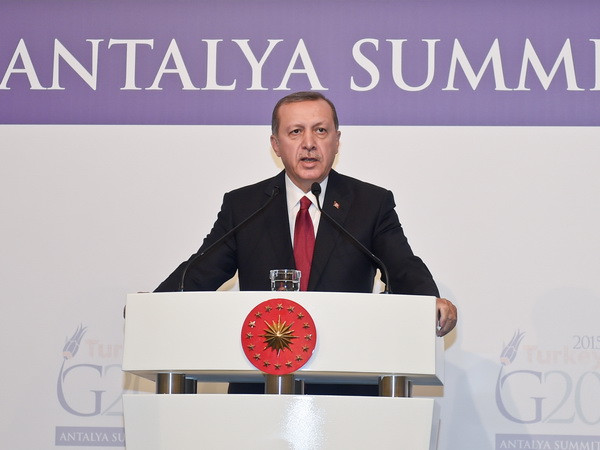 Thổ Nhĩ Kỳ gửi trả thi thể phi công chiếc máy bay Su-24 bị bắn hạ ảnh 1