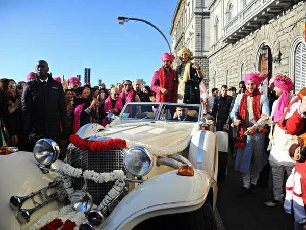 Italy gặt hái nhờ xu hướng "du lịch hôn lễ" dành cho người giàu ảnh 1