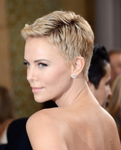 Điểm mặt những nữ nghệ sỹ sở hữu mái tóc pixie nổi tiếng thế giới ảnh 19