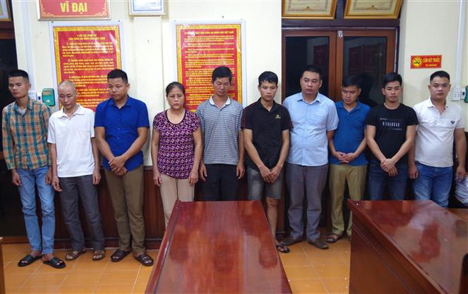 Tiếp tục khởi tố 10 bị can trong đường dây đánh bạc ở Hà Giang ảnh 1