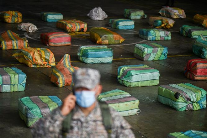 Hải quân Guinea phát hiện và thu giữ gần ba tấn cocaine ảnh 1