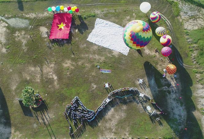 Tỉnh An Giang ưu tiên phát triển hạ tầng du lịch để hút khách ảnh 1