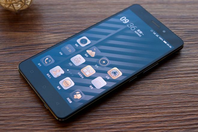 12 mẫu điện thoại thông minh được ưa chuộng trong năm 2015 ảnh 8