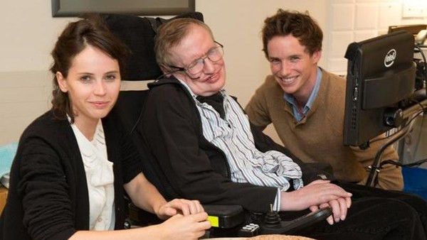 Eddie Redmayne và màn hóa thân thành Hawking đắt giá nhất năm ảnh 5