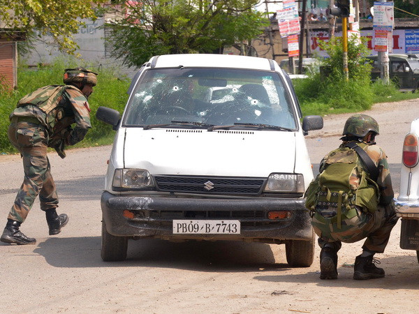 Nhiều bang ở Ấn Độ trong tình trạng báo động do nguy cơ khủng bố ảnh 1