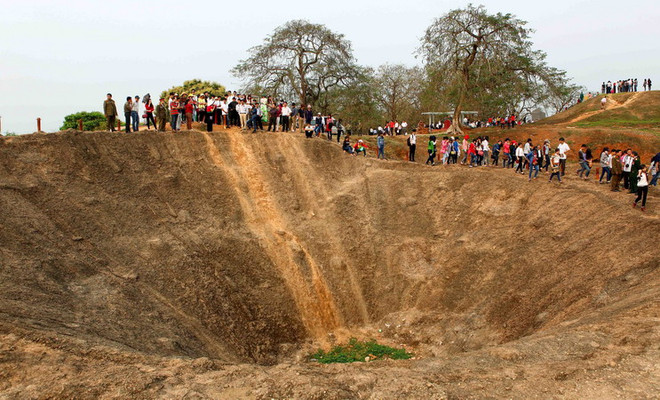 Khách tham quan tăng đột biến, Điện Biên "cháy" khách sạn ảnh 1