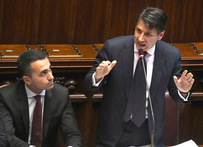 Chính phủ dân túy ở Italy vượt qua trở ngại cuối cùng tại Quốc hội ảnh 1