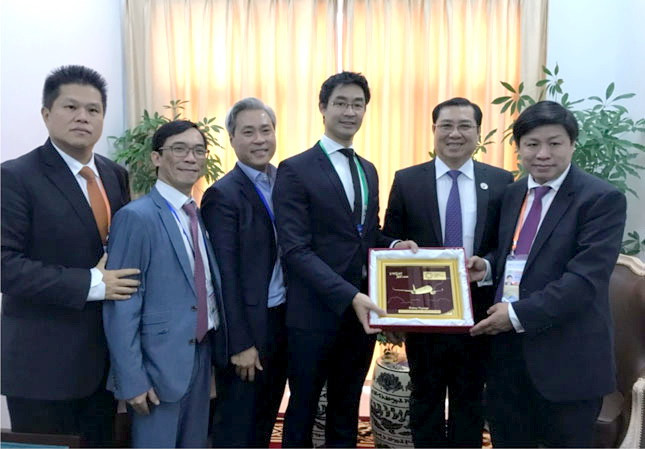 Lãnh đạo Đà Nẵng tiếp các đại biểu tham dự hội nghị APEC 2017 ảnh 1