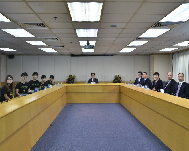 Chính quyền Hong Kong và sinh viên kết thúc đối thoại trong bế tắc ảnh 1