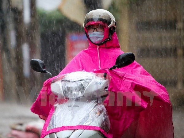 Khu vực Bắc Bộ chuẩn bị đón đợt mưa dông lớn trên diện rộng ảnh 1