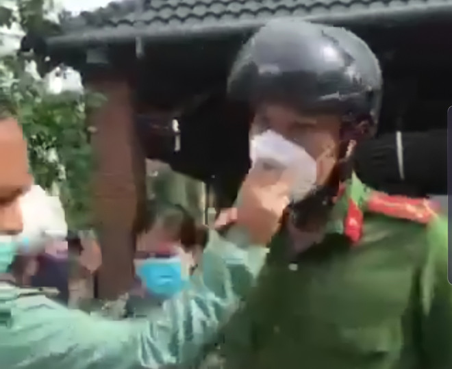 Bình Dương: Công an thông tin về vụ xô xát tại điểm tiêm vaccine ảnh 2