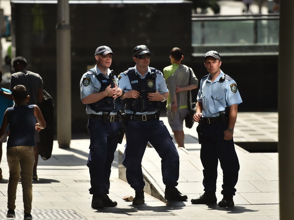 Australia đề xuất giam cách ly vô thời hạn các đối tượng khủng bố ảnh 1