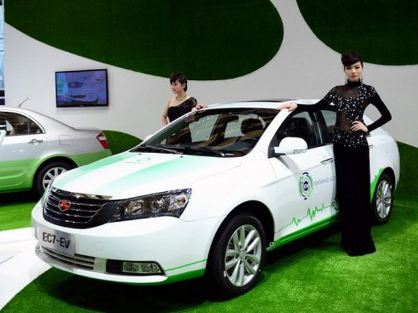Emgrand EC7 tại Thượng Hải Motor Show. (Nguồn: insideevs.com) Geely tiến vào thị trường Brazil với mẫu Emgrand EC7 ảnh 1