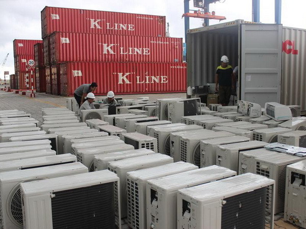 Khởi tố hai doanh nghiệp nhập lậu hàng cấm qua cảng Hiệp Phước ảnh 1