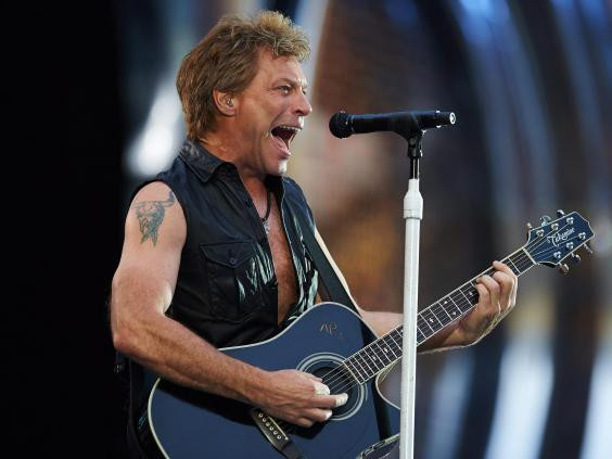 Nam danh ca Bon Jovi. Đi tìm album nhạc lớn nhất của năm ở thời điểm bạn sinh ra ảnh 7
