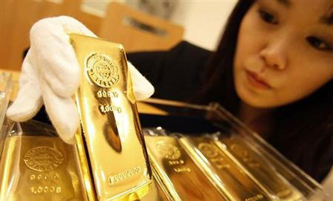 Giá vàng thế giới có tuần sụt giảm lớn nhất trong năm tuần qua ảnh 1