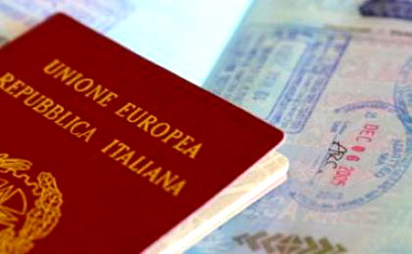 Khủng hoảng kinh tế khiến nhiều người Italy bỏ ra nước ngoài ảnh 1