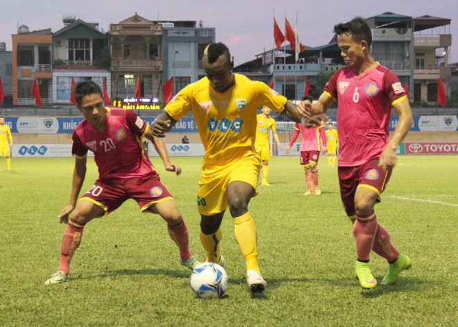 FLC Thanh Hóa hòa đầy nuối tiếc trên sân nhà trước Sài Gòn ảnh 1