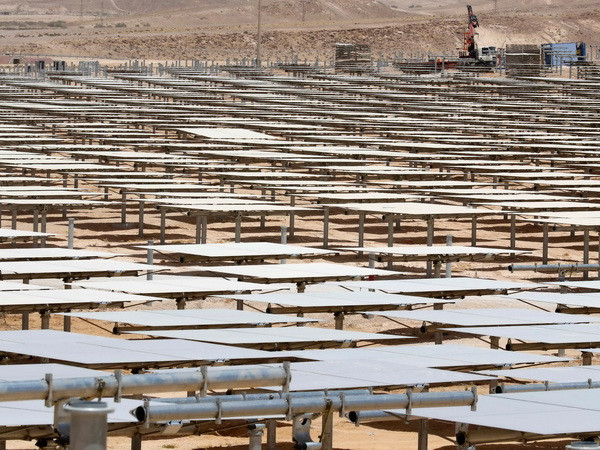 Mức đầu tư vào năng lượng tái tạo chưa đủ để kìm hãm Trái Đất nóng lên ảnh 1