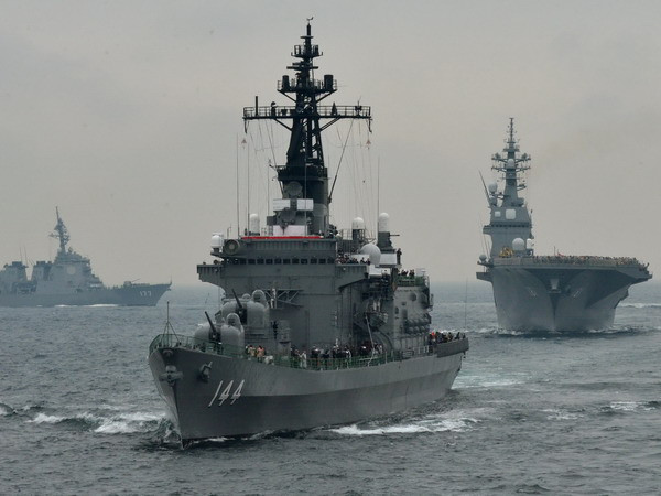 Ba tàu hải quân Nhật Bản thăm Campuchia bốn ngày ảnh 1