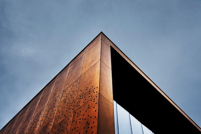 Khám phá trung tâm dữ liệu khổng lồ gần Bắc Cực của Facebook ảnh 3