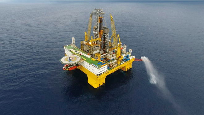 Nhật phản đối Trung Quốc đưa tàu khoan thăm dò vào Biển Hoa Đông ảnh 1