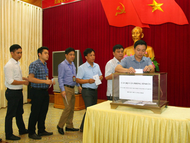 Yên Bái kêu gọi quyên góp trợ giúp người dân vùng mưa lũ Mù Cang Chải ảnh 1