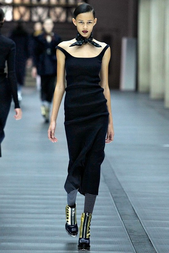 Lạ mắt với những "bông hồng lai" xinh đẹp của làng thời trang ảnh 7