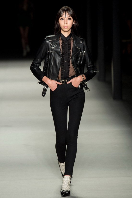 Lạ mắt với những "bông hồng lai" xinh đẹp của làng thời trang ảnh 9