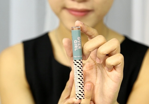 Tuyệt chiêu trang điểm khiến da bóng mướt trong mùa hanh khô ảnh 4