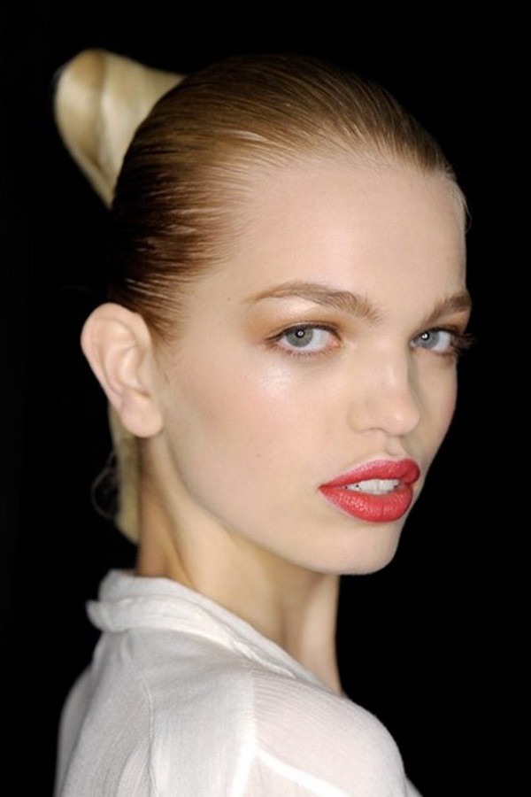 Công thức trang điểm trung thành của các mỹ nhân phương Tây ảnh 6