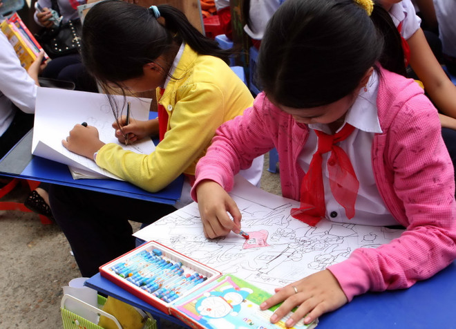 Khai mạc Triển lãm tranh thiếu nhi toàn quốc 2015 tại Hà Nội ảnh 1