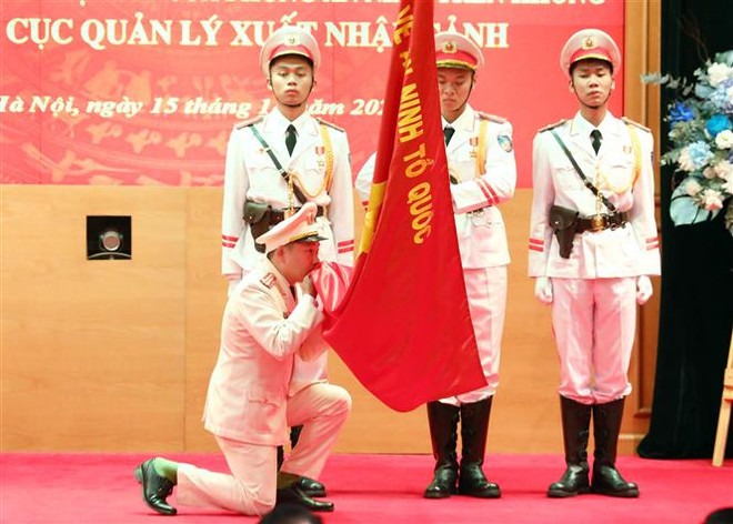 An ninh trên không xử lý hành vi bất hợp pháp trên các chuyến bay ảnh 2