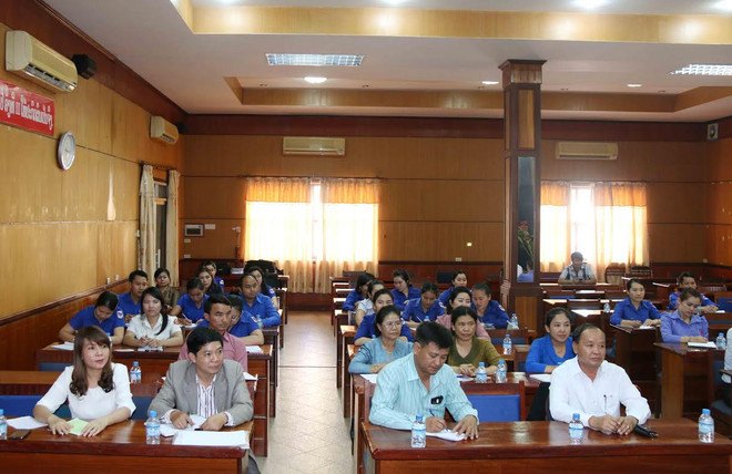 Bộ Lao động và phúc lợi xã hội Lào khai giảng lớp tiếng Việt đầu tiên ảnh 1