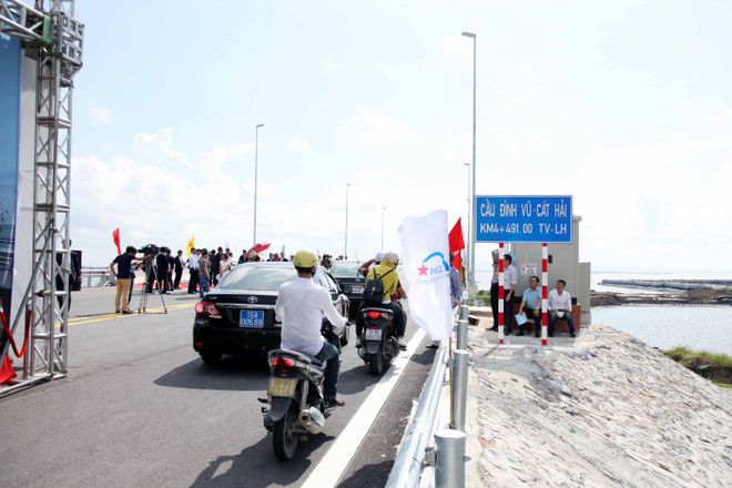 Chính thức đưa vào sử dụng cầu vượt biển dài nhất Việt Nam ảnh 4