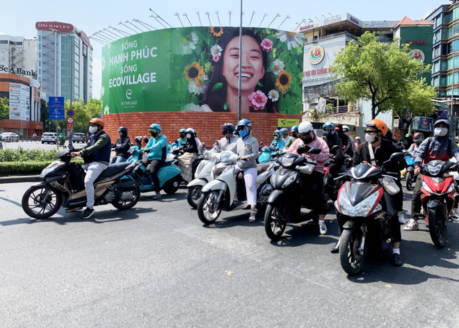 nang nong_tphcm (Custom).jpg