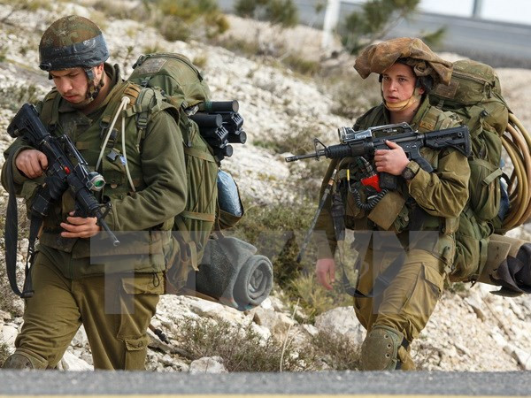  Israel tăng cường lực lượng an ninh sau vụ không kích ở Syria ảnh 1