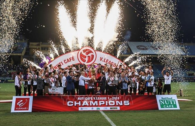 V-League 2019: Công bố nhà tài trợ chính, áp dụng công nghệ VAR ảnh 1