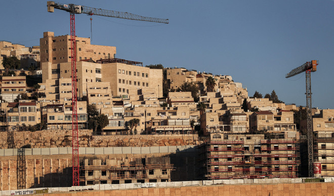 Công trình xây dựng khu định cư Do Thái Ramat Shlomo ở Jerusalem. (Nguồn: AFP/TTXVN) Israel, Palestine phản ứng việc Mỹ thay đổi lập trường về khu định cư ảnh 1