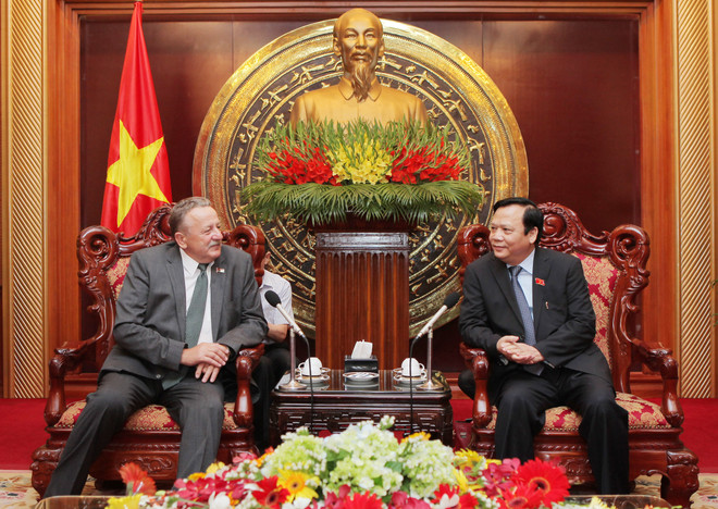 Việt Nam coi trọng quan hệ hữu nghị truyền thống với Belarus ảnh 1