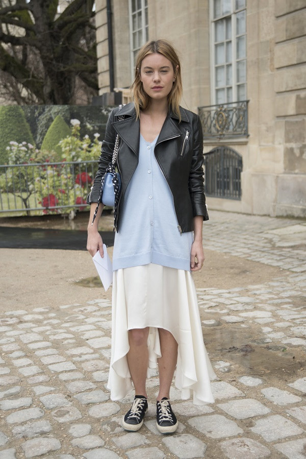 Mặc đẹp như các fashionista đi dự sự kiện thời trang ở Paris ảnh 1