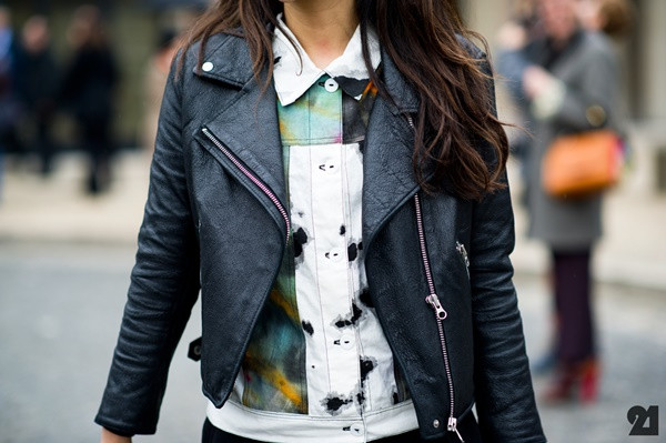 Mặc đẹp như các fashionista đi dự sự kiện thời trang ở Paris ảnh 2