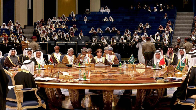 Giữa căng thẳng ngoại giao, Saudi Arabia, Bahrain dự hội nghị ở Qatar ảnh 1
